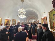 2-grup-de-pelerini-din-romania